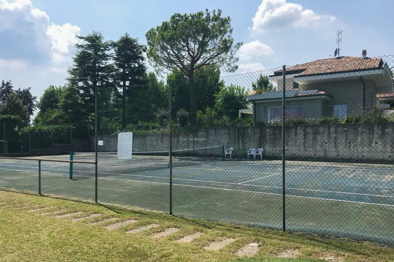 Villa Sole Del Garda Padenghe sul Garda Luaran gambar